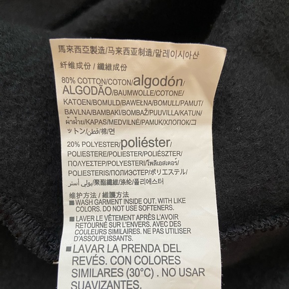 Under Armour Women’s Black Pullover Hoodie Small NWT - Picture 4 of 5